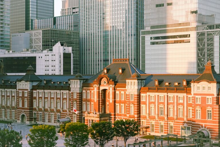 Best eSIM for Japan: Stay Online the Moment You Land