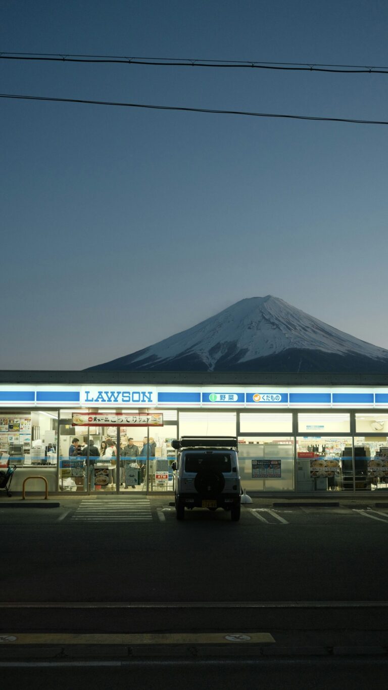 Japan Convenience Store Must-Buys: The Konbini Guide